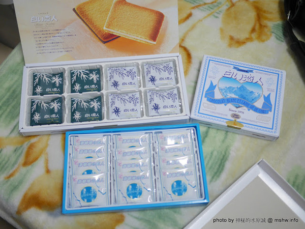 白色戀人：【食記】戀人巧克力正夯？! 北海道名物白い恋人&道頓堀の恋人 : 雖然其他品牌比較便宜, 不過還是乖乖買白色戀人好了XD