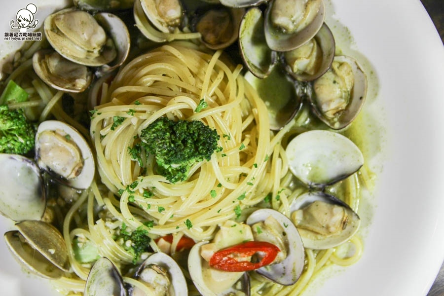 Booking書店 漫畫書店 複合式餐廳 (35 - 50).jpg