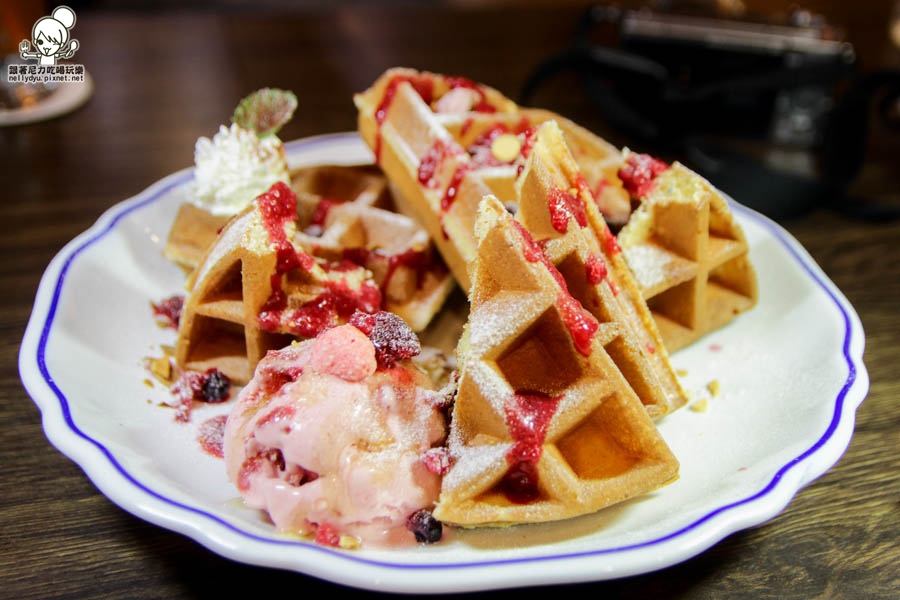 Booking書店 漫畫書店 複合式餐廳 (42 - 50).jpg