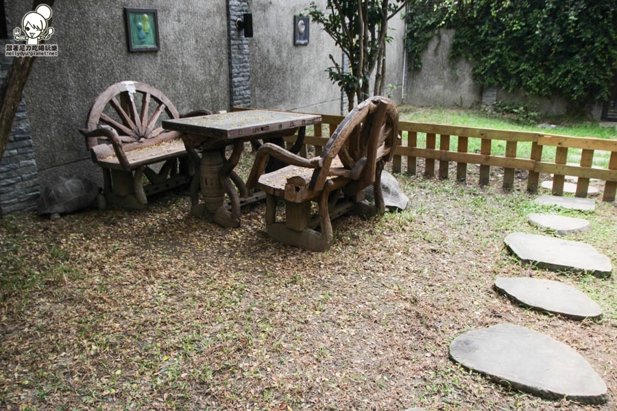 Booking書店 漫畫書店 複合式餐廳 (7 - 50).jpg