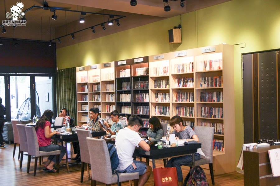Booking書店 漫畫書店 複合式餐廳 (3 - 50).jpg
