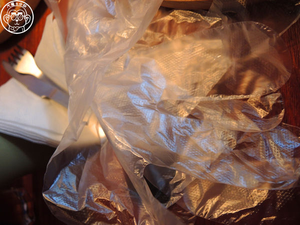 漢堡控館:呷飽祙【台北松山・漢堡控館Burger Control Bistro】漢堡控來漢堡控館