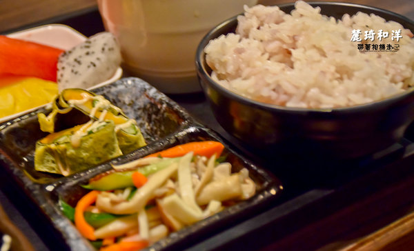 麓琦和洋餐廳:高雄 三民區.日式質感風格有龍貓出没 麓琦和洋餐廳