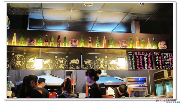 信燒烤：（台南。中西區美食）信燒烤 / 夜間聚餐，吃美食，喝酒閒聊的台式餐館。來吧來吧！日式料理，台式小炒，通通有！