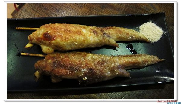 信燒烤：（台南。中西區美食）信燒烤 / 夜間聚餐，吃美食，喝酒閒聊的台式餐館。來吧來吧！日式料理，台式小炒，通通有！