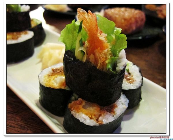 信燒烤：（台南。中西區美食）信燒烤 / 夜間聚餐，吃美食，喝酒閒聊的台式餐館。來吧來吧！日式料理，台式小炒，通通有！