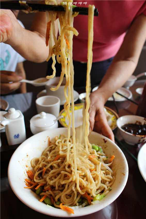 餡老滿(文心店):餡老滿(文心店)✪手工麵食×精緻美味×北京道地=宮廷饗宴~103.07.26