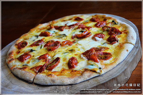 蜜熊窯披薩-棗子樹蔬食料理：【高雄】鼓山區。蜜熊窯 Ｐｉｚｚａ 美術店