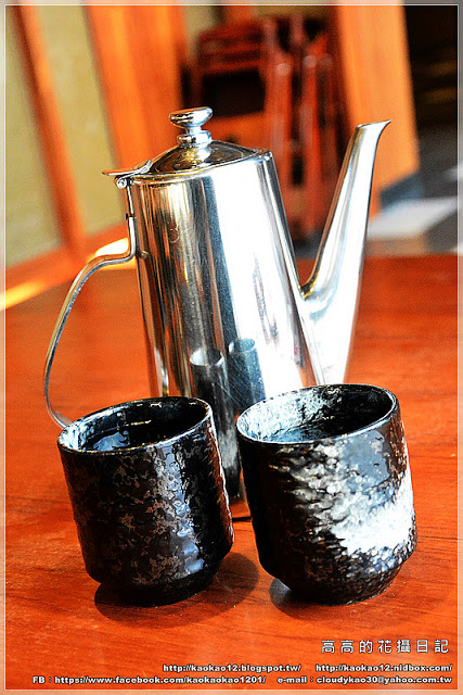 蜜熊窯披薩-棗子樹蔬食料理：【高雄】鼓山區。蜜熊窯 Ｐｉｚｚａ 美術店