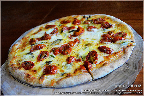 蜜熊窯披薩-棗子樹蔬食料理：【高雄】鼓山區。蜜熊窯 Ｐｉｚｚａ 美術店