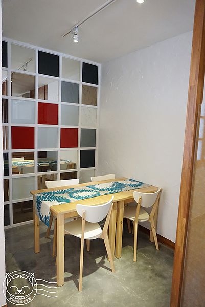 莎莎莉朵Sausalito CAFE：【星羽愛美食-台中】國美館附近新秘境，環境可愛餐點美味，明太子燉飯口口鮮美好好吃!!~莎莎莉朵 sausalito cafe