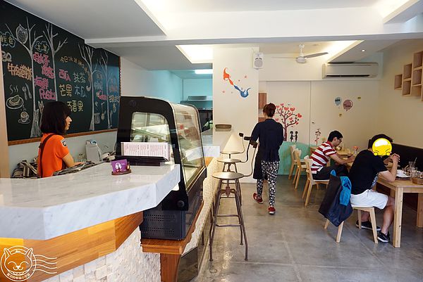 莎莎莉朵Sausalito CAFE：【星羽愛美食-台中】國美館附近新秘境，環境可愛餐點美味，明太子燉飯口口鮮美好好吃!!~莎莎莉朵 sausalito cafe