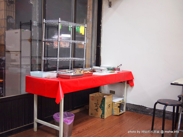 下辣高手麻辣唐：【食記】台中下辣高手麻辣唐@北屯 : 麵食館回歸？將近二十年的回憶與口味再現!