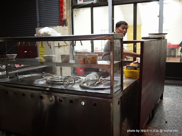 下辣高手麻辣唐：【食記】台中下辣高手麻辣唐@北屯 : 麵食館回歸？將近二十年的回憶與口味再現!