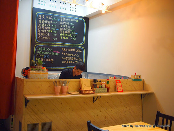 Chaleureuse夏露呼輕食(天津店)：【食記】台中Chaleureuse 夏露呼輕食@北屯 : 環境輕鬆,口味清淡的溫暖早午餐