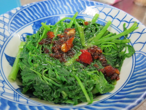 豬腳林原汁：(基隆)濃郁湯頭與煮得透徹豬腳肉－豬腳林原汁