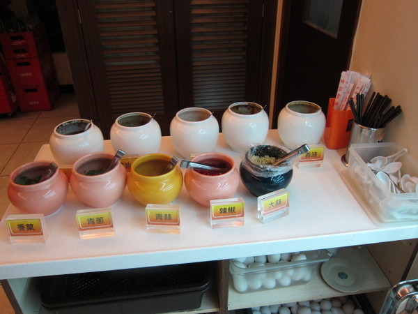 饗麻饗辣頂級鴛鴦火鍋(總店):((嘉義))饗麻饗辣鴛鴦火鍋吃飽~328就有活蝦吃到飽!!