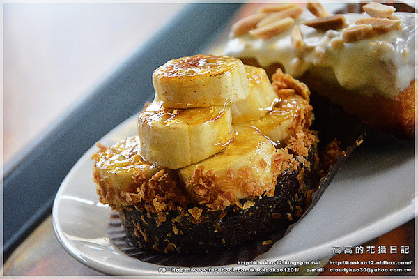 Caffaina Coffee Gallery 卡啡那(美術館店)：【高雄】鼓山區。卡啡那 Caffaina Coffee Gallery 美術館店 二訪