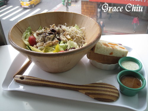 丘比手作土司早午餐(Cube Brunch)：丘比手作土司早午餐～　華山市場 Cube Brunch