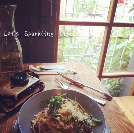 10606410_697725240311326_5446189336360235625_n