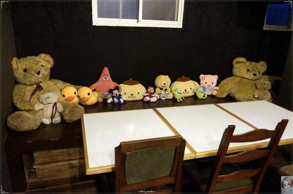 愛趣饗樂咖啡：[捷運劍潭站]台北愛趣饗樂咖啡店~坐擁世界吃高CP值雙人餐