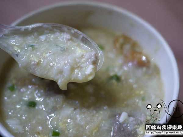 【桃園小吃】品味廣東粥-經典熱門奶香粥．大腸炒飯/奶香海鮮粥/春日路美食