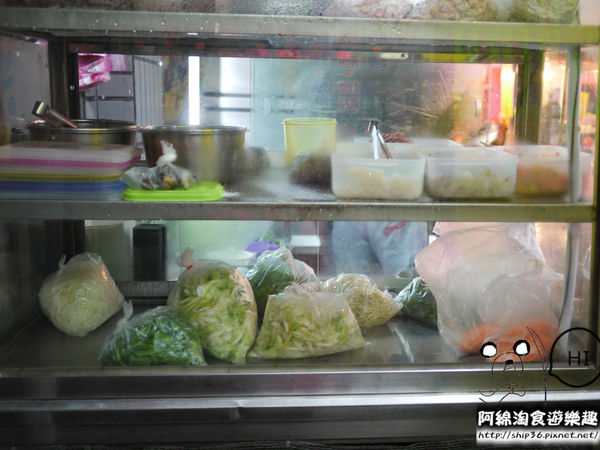 【桃園小吃】品味廣東粥-經典熱門奶香粥．大腸炒飯/奶香海鮮粥/春日路美食