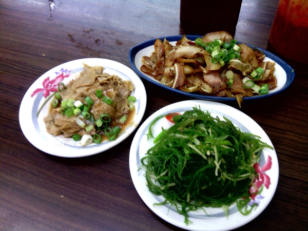 寶珠蛋黃麵(旗艦店):寶珠蛋黃麵-苓雅區武廟路128之3號