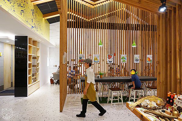 青木和洋食彩AOKI：※ 青木和洋食彩AOKI ※ 【星羽愛美食-台中】裝潢明亮寬敞舒適，餐點溫暖樸實美味的中價位和式洋食