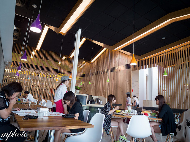 台中 樂活餐廳 青木 和洋食彩 販售 漢堡排