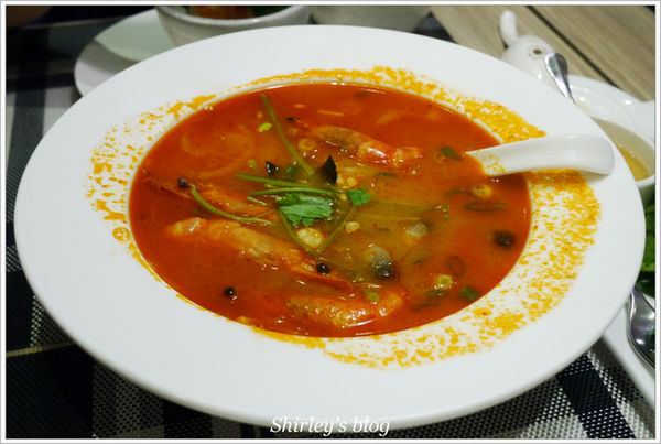 小湯匙 越式料理：小湯匙越式料理