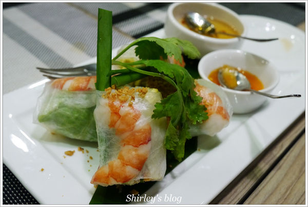 小湯匙 越式料理：小湯匙越式料理