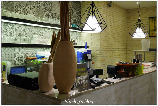 小湯匙 越式料理：小湯匙越式料理