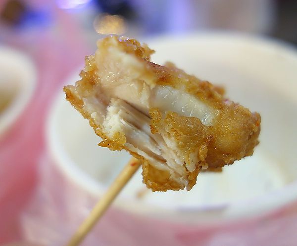 雞巢日式炸雞:路邊小貨車賣的好吃炸雞 雞巢日式和風炸雞 有推介!!