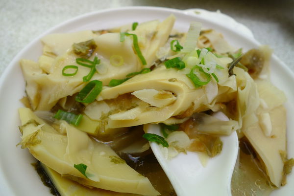 宜蘭蘆花雞料理餐廳:宜蘭蘆花雞料理餐廳 ~ 碳烤雞 肉嫩皮又脆.不可錯過的宜蘭在地美食