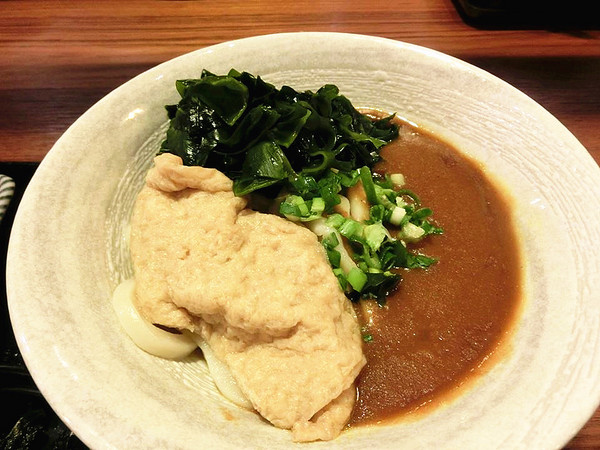 稻禾烏龍麵(臺中勤美綠園道)：【台中食記】現場製麵 勁道美味的日本烏龍麵@稻禾烏龍麵Inaka Udon(勤美誠品綠園道店)