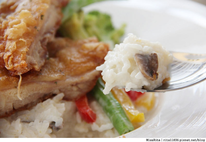 台中美食 妃彤巧可咖啡館 妃彤巧可 台中蜜糖土司32