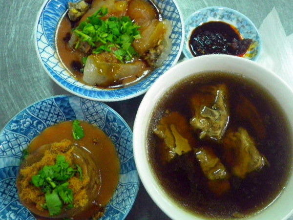 盛記臭豆腐：張老闆的堅持【盛記臭豆腐】-吃你千遍也不厭倦