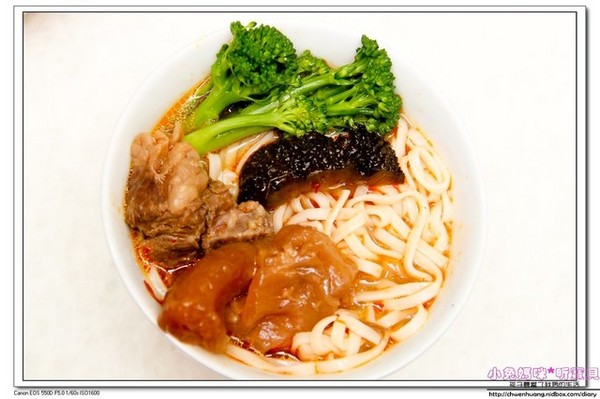 海味街年菜:【宅配年菜推薦】☼老協珍海味街年菜 ☼烏參牛腩煲、無錫子排、櫻花蝦米糕平價美味年菜,加熱就能吃,非常方便♥♥