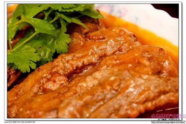 海味街年菜:【宅配年菜推薦】☼老協珍海味街年菜 ☼烏參牛腩煲、無錫子排、櫻花蝦米糕平價美味年菜,加熱就能吃,非常方便♥♥