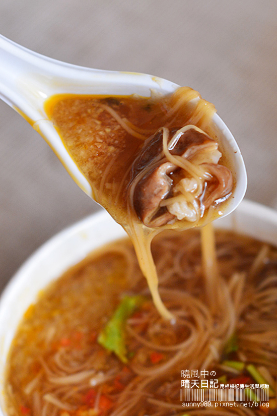 勝口味麵線：老字號麵線名店 料多湯鮮勝口味
