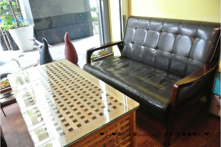 Double Coffee 大坡咖啡屋：【食記】oO。o○。台中　大屯區　Double Coffee 大坡咖啡屋　大亨堡縮小版，雞蛋糕裡包小香腸，新吃法！oO。o○。　