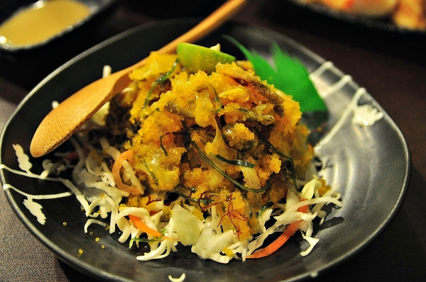 御佃丸手作煮物：【高雄】河堤社區旁的龍貓fu黑輪攤．御佃丸．桑尼瘦不了