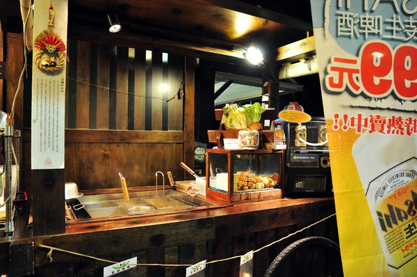 御佃丸手作煮物：【高雄】河堤社區旁的龍貓fu黑輪攤．御佃丸．桑尼瘦不了