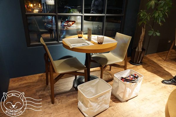 LE PASSAGE法國料理：【星羽愛美食-台中】日本帥主廚烹調精緻法國料理，媲美菲力口感的超美味鴨胸，一生至少要品嘗一次!!~LE PASSAGE。