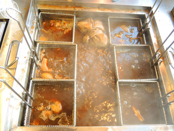 十三座牛雜：呷飽祙【台北士林･十三座牛雜】台灣過去所沒有的牛雜專賣店