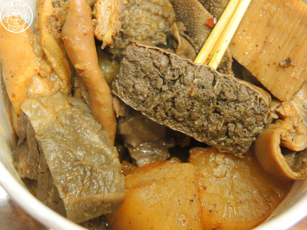 十三座牛雜：呷飽祙【台北士林･十三座牛雜】台灣過去所沒有的牛雜專賣店