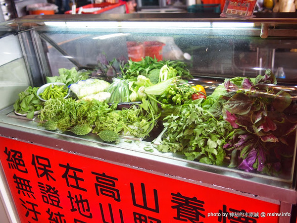 阿東窯烤雞(竹東店):【食記】新竹阿東窯烤雞@芎林 : 竹東也有好吃的台灣古早味,汁爆多的風城放山雞!