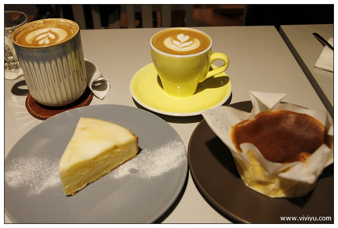 The Lobby of Simple Kaffa 咖啡館