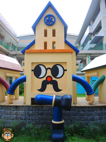 蘆洲環河大道(永樂街口)彩繪狗階梯：作伙來企投【新北三重蘆洲･永福一家人 V.S 彩繪狗階梯】夯景點打卡去